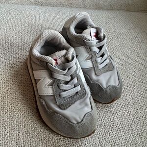 New Balance 237 Kids' Light Gray Sneakers
